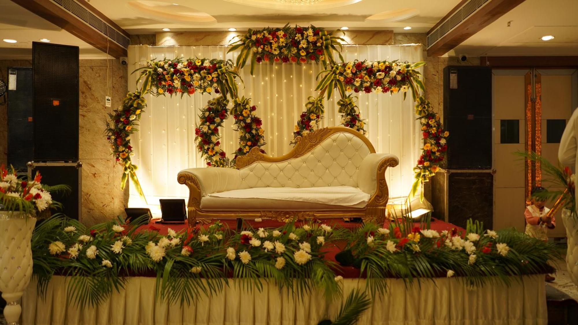 Hotel Silver Pearl Aligarh Exterior photo